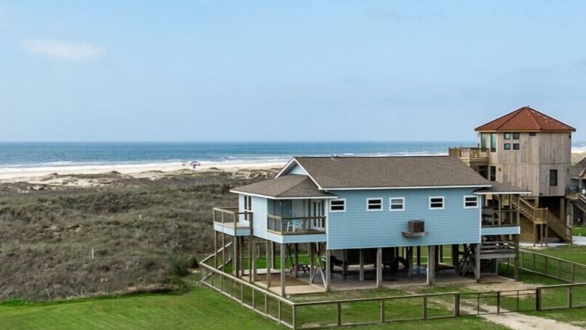 Matagorda House | Beautiful home on Matagorda Beach with fenced in yard!