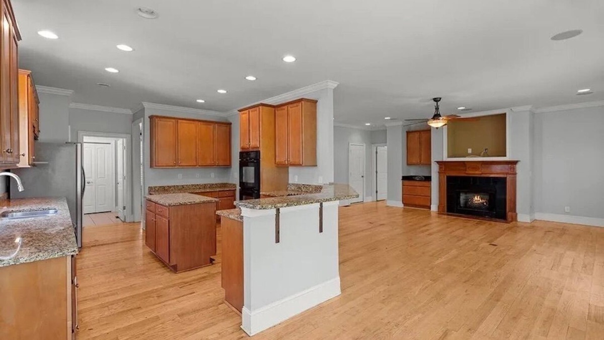 West Ashley House | Beautiful Home on the Water
