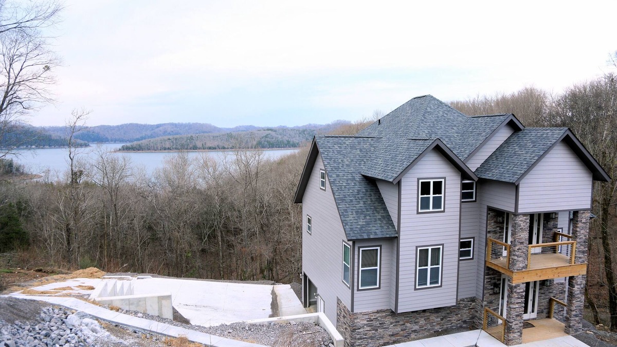 Smithville House | Beautiful home with great lake views AND nature trail