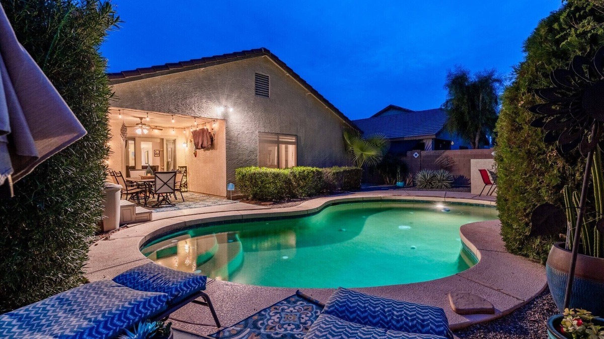 Los Arbolitos Ranch House | Beautiful Home with Heated Pool and Hot Tub! Spring Training and Stadium nearby.