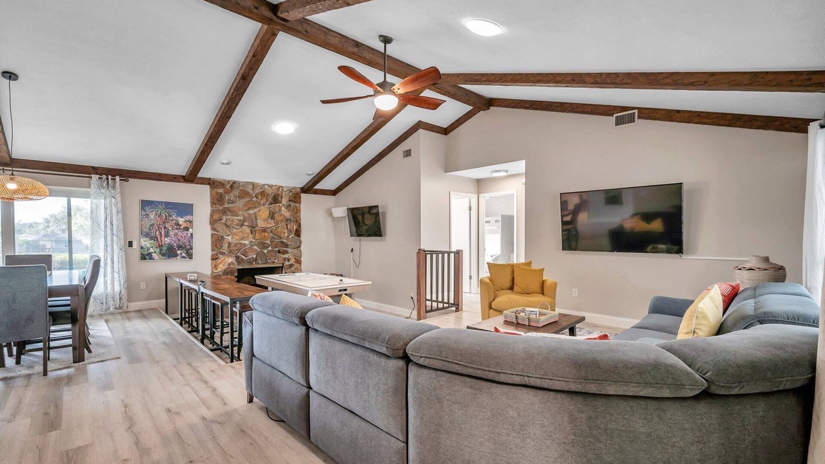 Bloomingdale House | Beautiful home with private pool and lake just minutes from major FL attractions