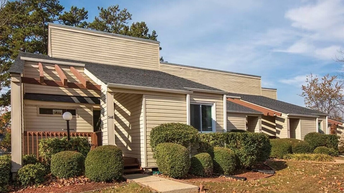 Villa Rica Condo | Beautiful Hotel in Villas at Fairfield 2BD at Lakeview Parkway