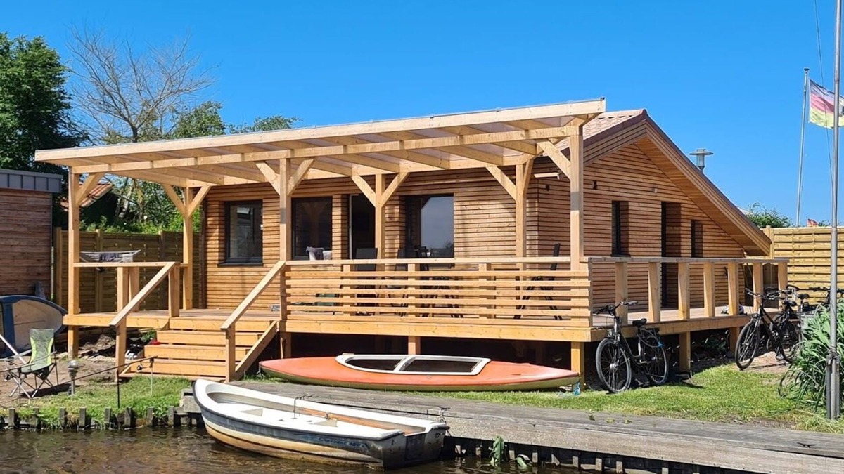 Sudbrookmerland House | Beautiful house with a view of the lake (top fishing area).