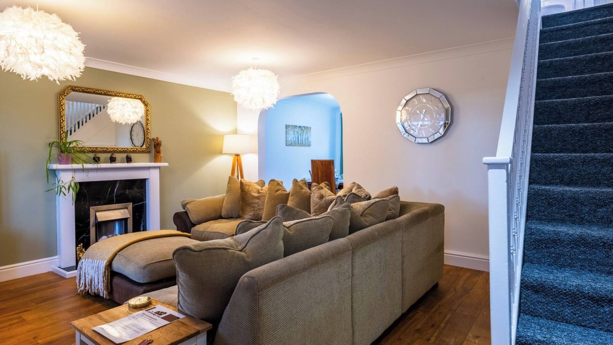 Cherry Hinton House | Beautiful House in Cambridge, Free Parking, No Sofabeds, Sleeps 6