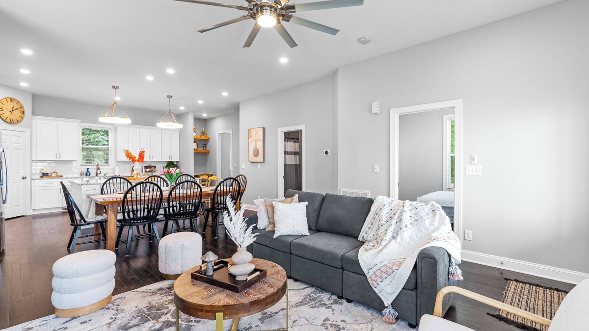 Downtown House | Beautiful house in DT Raleigh - starts @ 6k/month