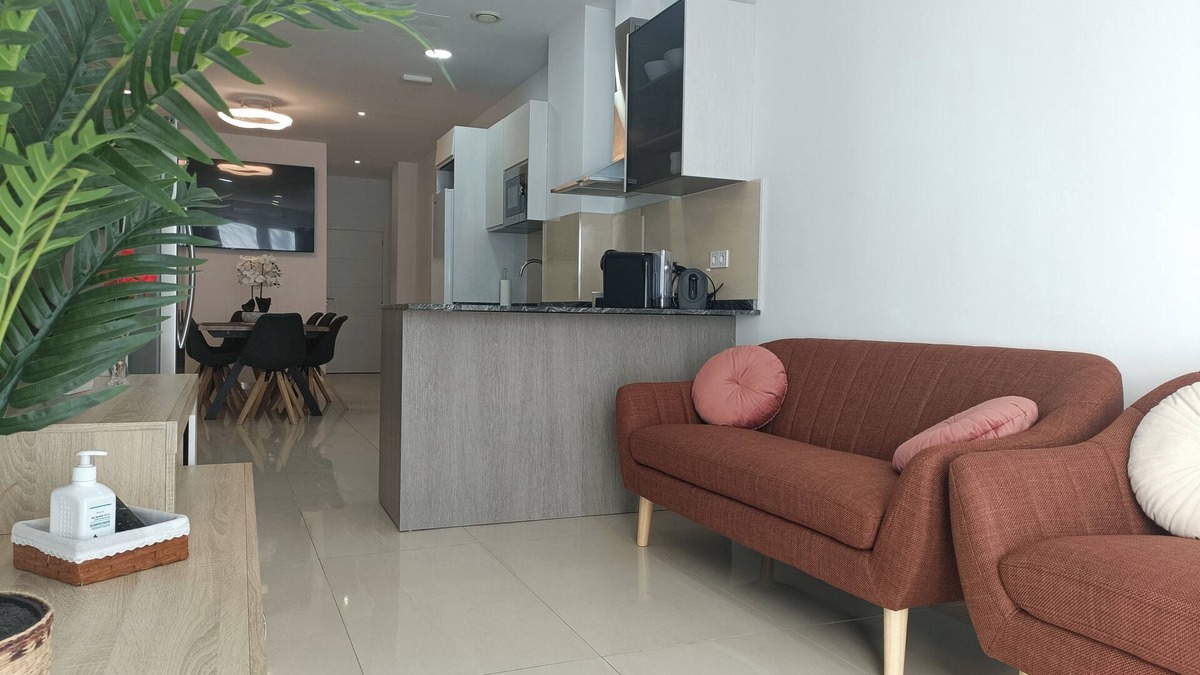 La Malva-rosa Apartment | Beautiful house in Malvarrosa/Patacona beach, ideal for families
