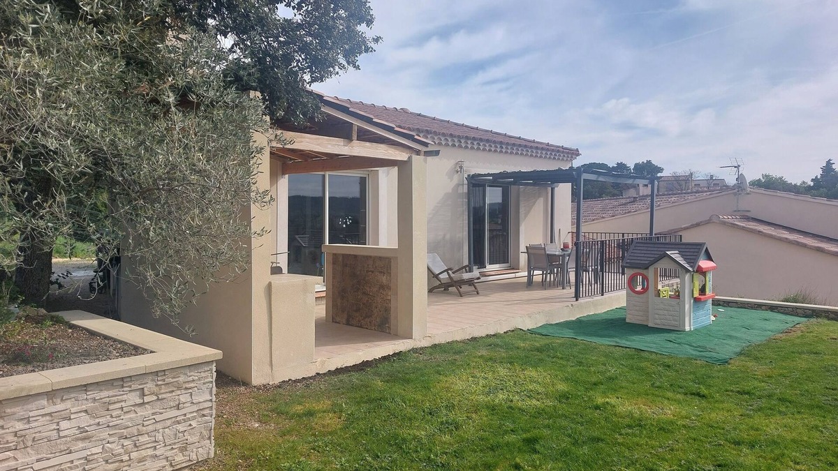 Aramon Villa | Beautiful house in Provence