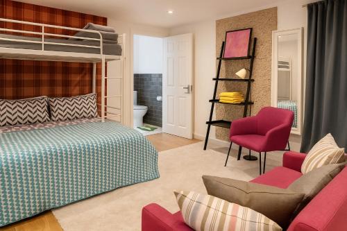 Manchester Apartment | Beautiful house in the heart of a golf course.