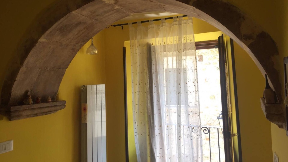 Acciano House | BEAUTIFUL HOUSE IN THE HEART OF THE HISTORIC CENTER OF ACCIANO (AQ)