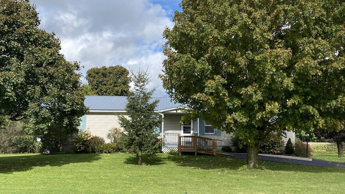 Cooperstown House | Beautiful House, just 4 miles to both Dreams Park, and Cooperstown