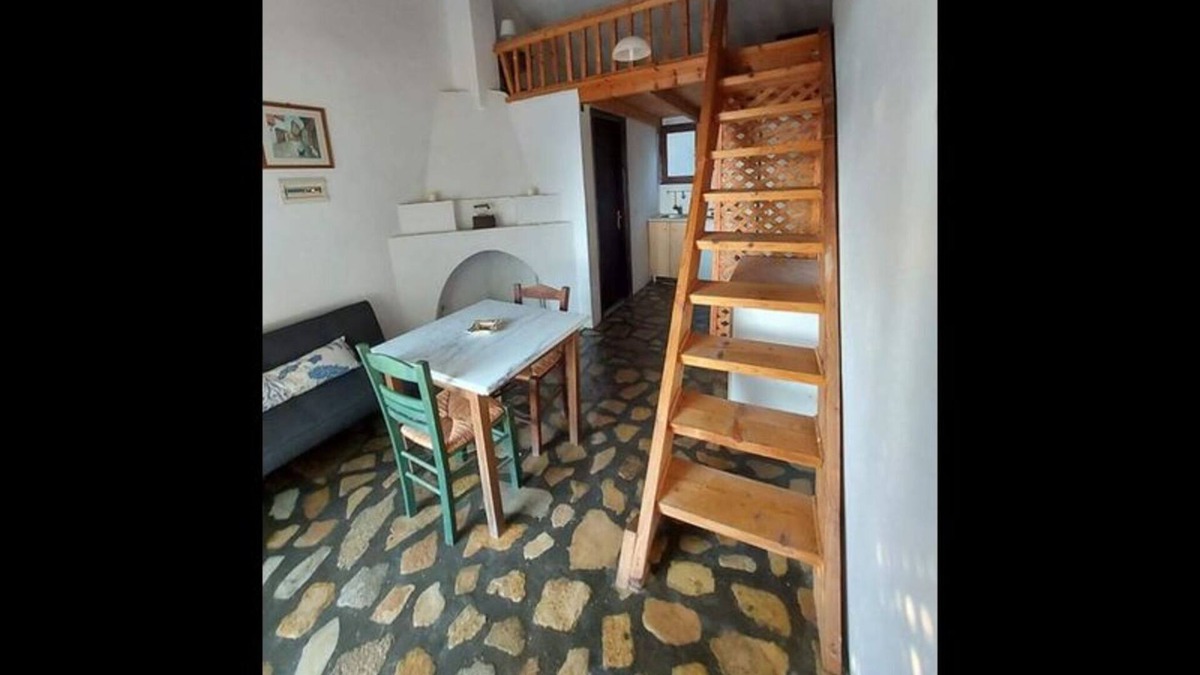 Koumeika House | Beautiful house located on a hill in Samos Island, 400 m from an organized beach