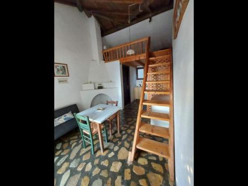 Koumeika House | Beautiful house located on a hill in Samos Island, 400 m from an organized beach