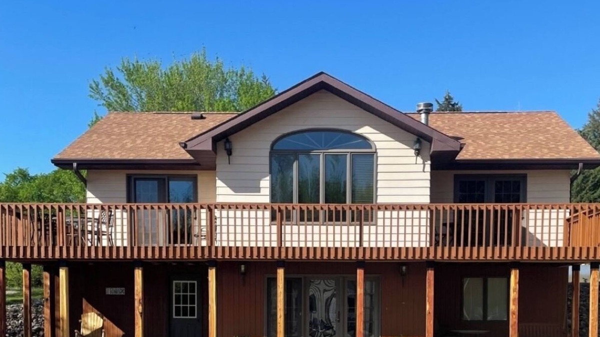 Platte House | Beautiful house located within 1/4 mile of the Missouri River