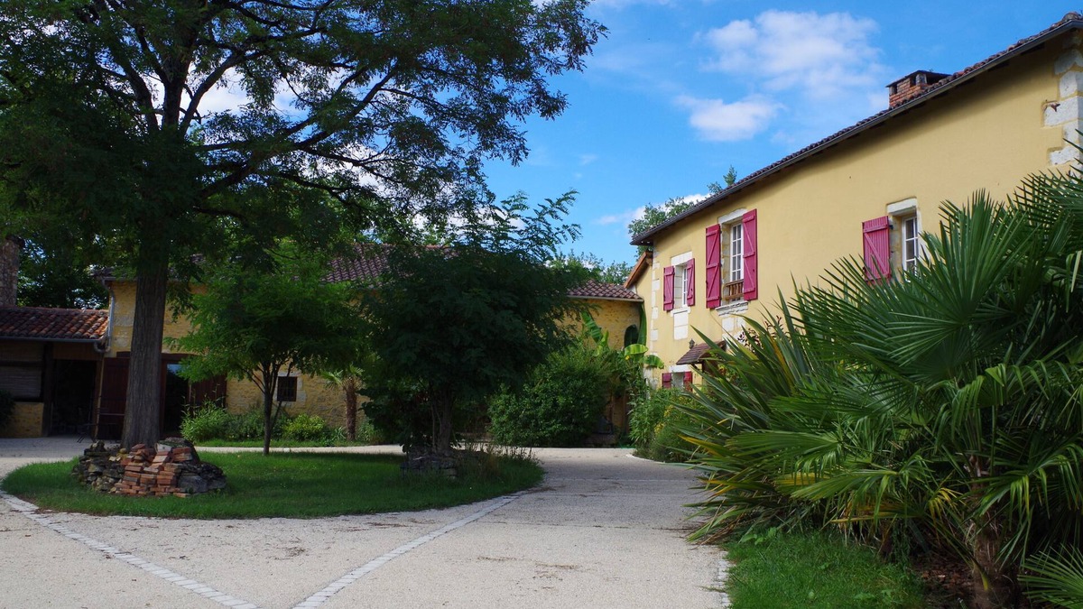 Champcevinel House | Beautiful house of 315 m² in a 4000 m² park with swimming pool 3 minutes from Périgueux