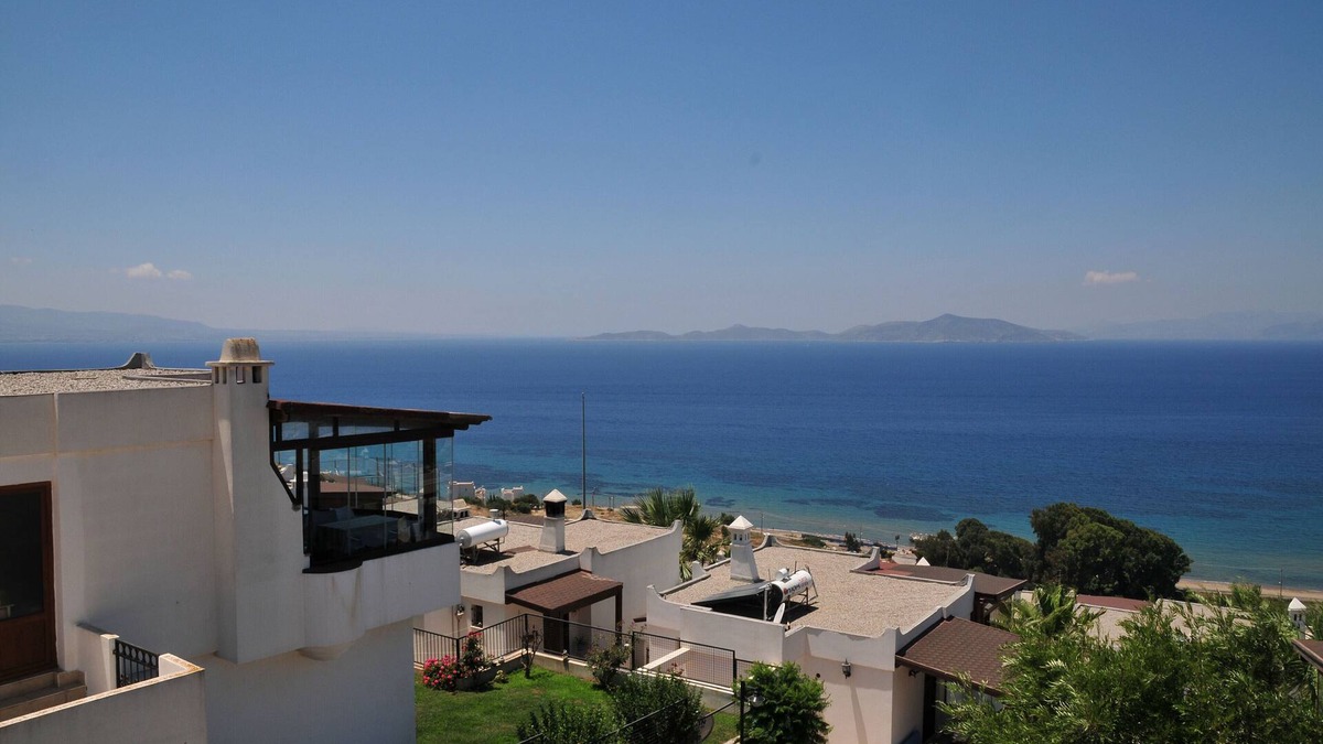 Dagbelen House | Beautiful House With Fantastic Mediterranean View