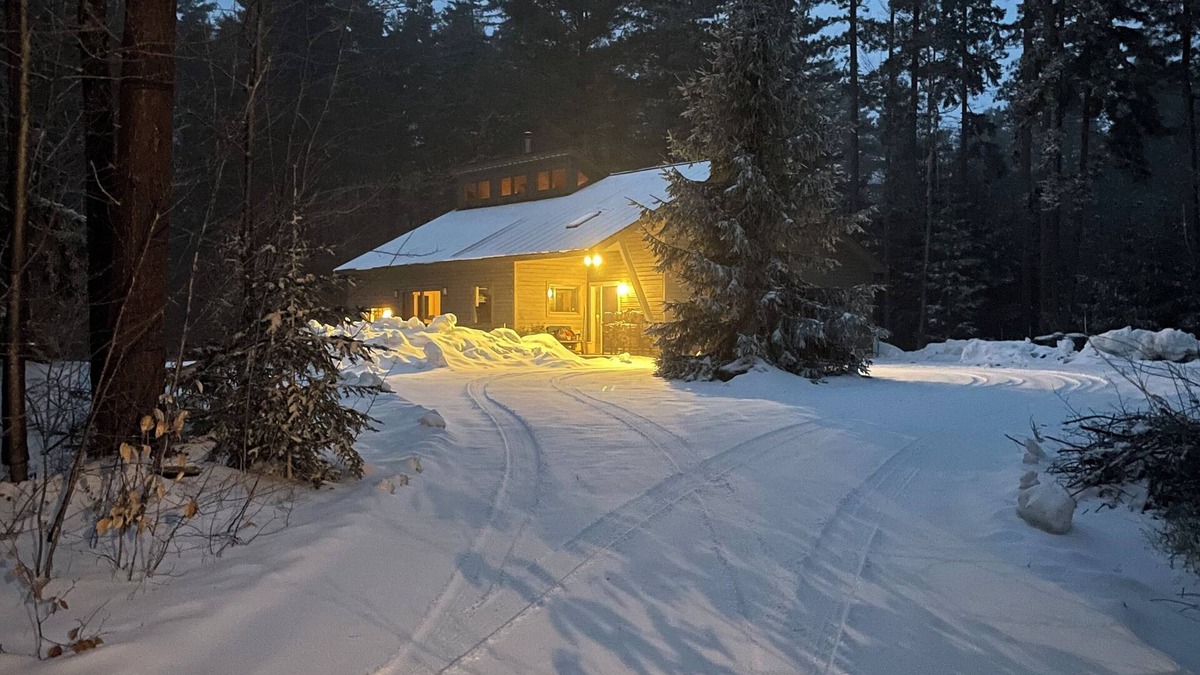 Williamsville House | Beautiful house with loft in picturesque Marlboro