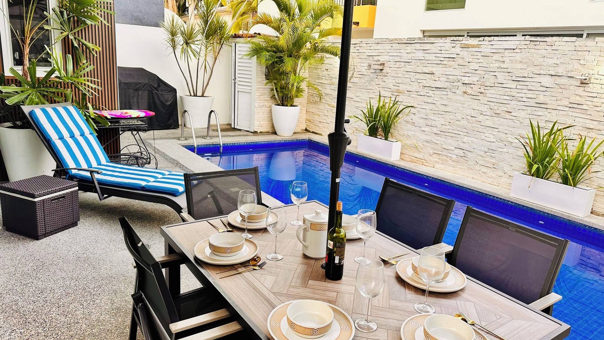 Flamingos House | Beautiful house with pool very close to the beach!