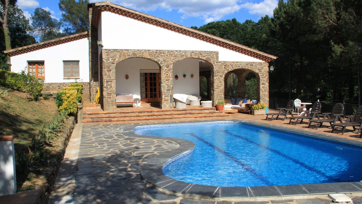 Gualba Cottage | Beautiful house with pool at the foot of Montseny Pet Friendly Golf Pàdel