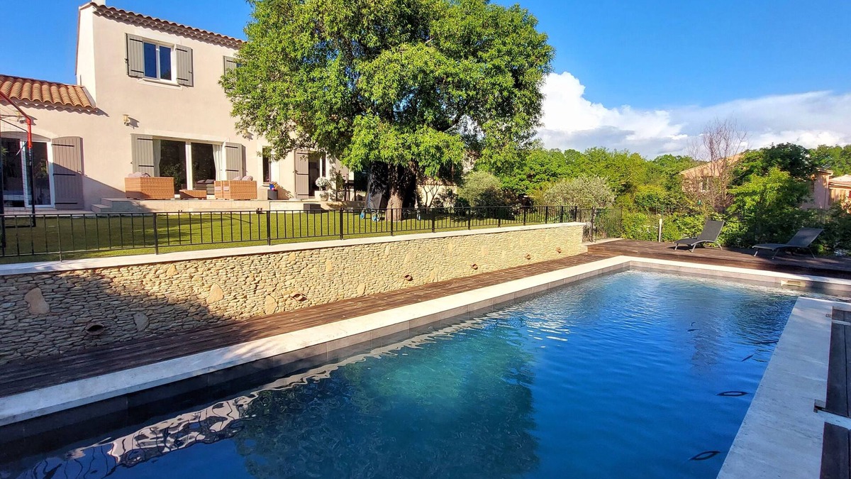 Oppede Villa | Beautiful house with pool in the Luberon golden triangle