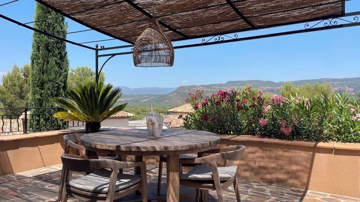 Le Mitan House | Beautiful house with superb view in golf complex