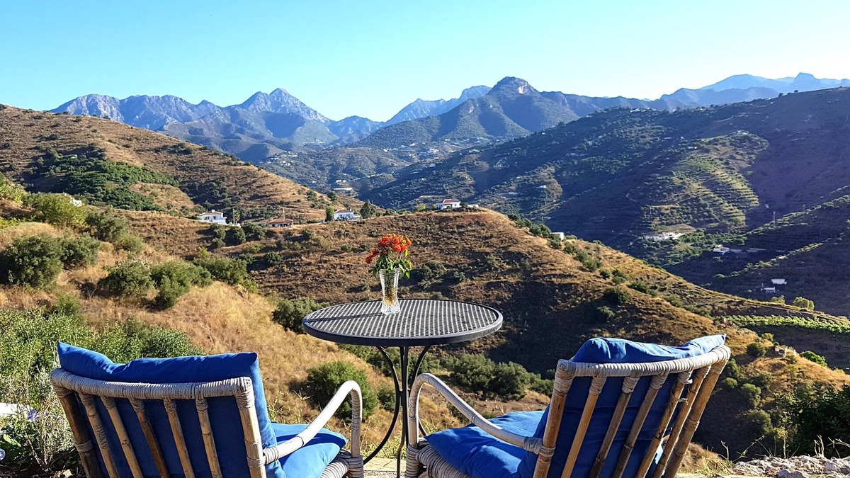 Torrox House | Beautiful house with superb views hills, sea and mountains