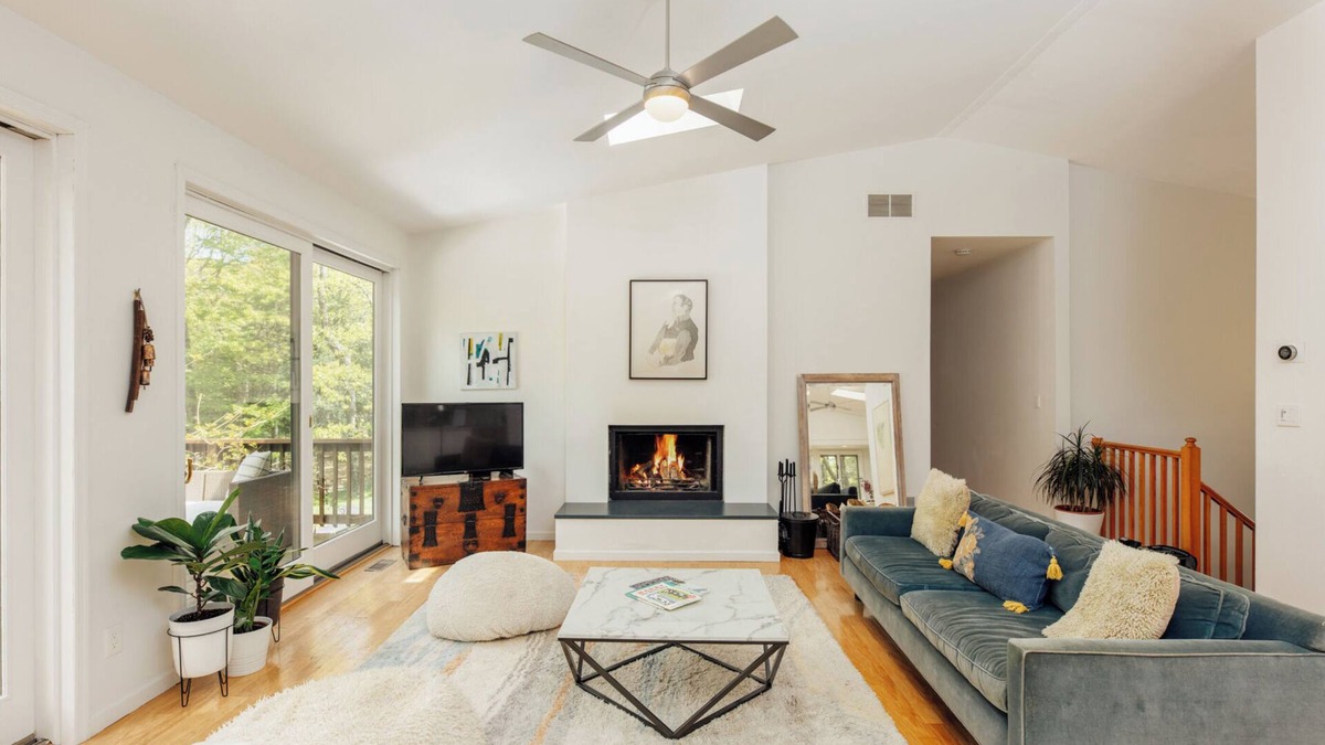 Saugerties House | Beautiful Hudson Valley Woodland Retreat with Swimming Pool. Pets welcome.