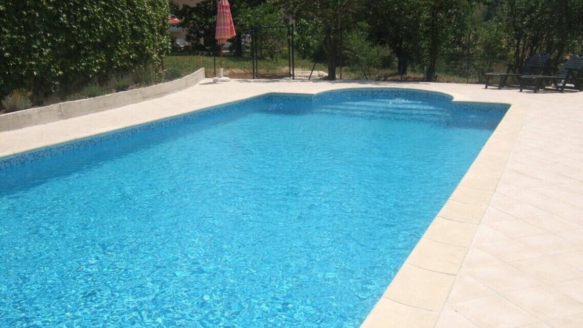Contes Cottage | Beautiful independent cottage with garden