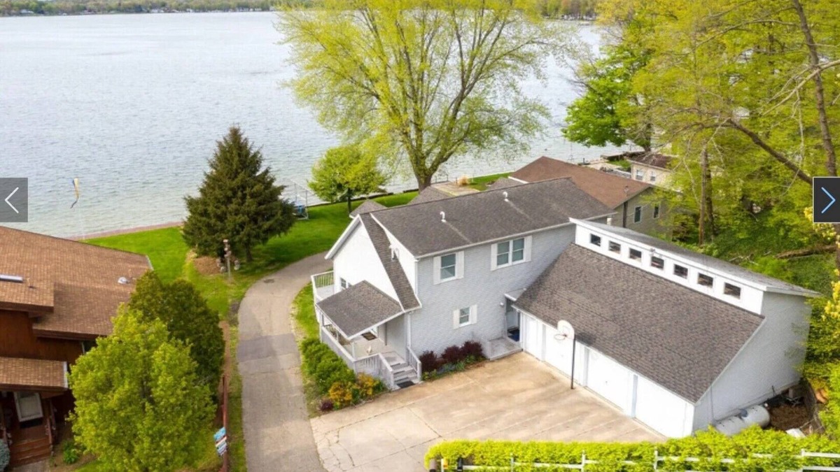 Dowagiac House | Beautiful Indian Lake home with amazing lake views!