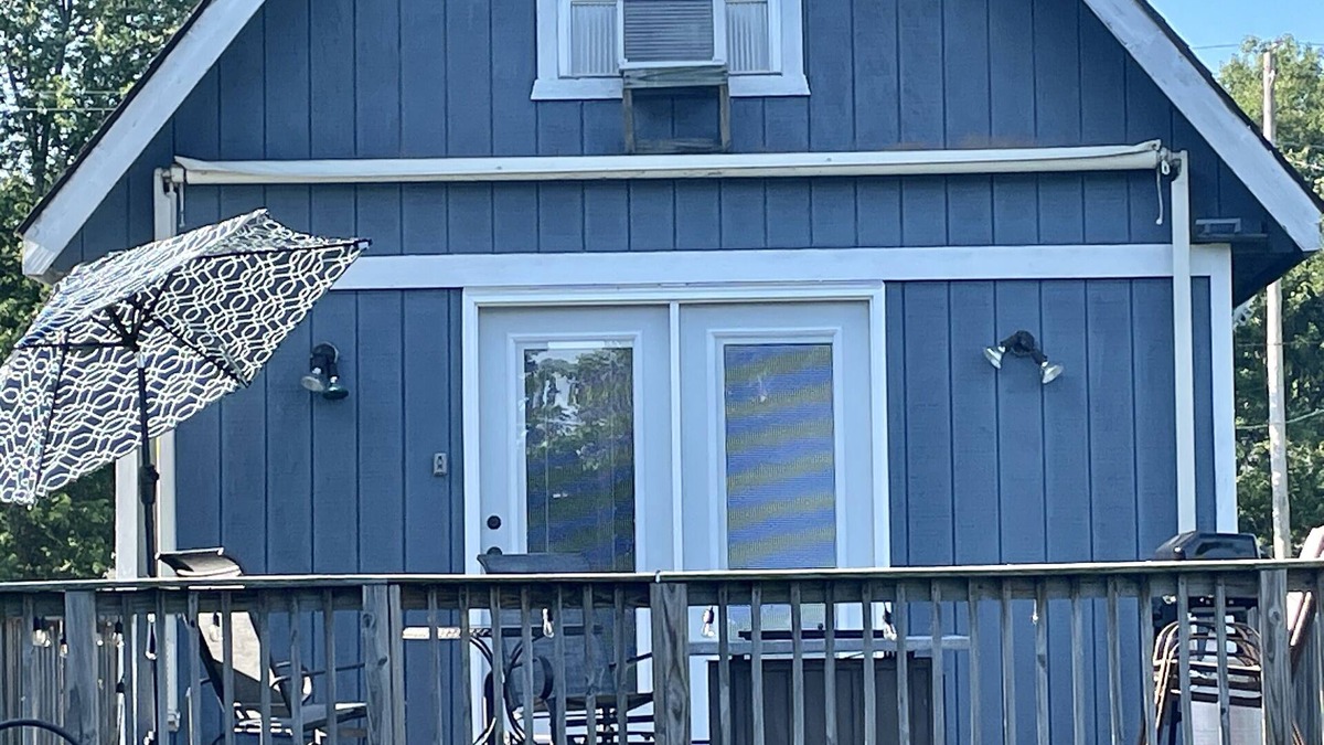 Put-in-Bay House | Beautiful Island Cottage on Middle Bass Island, Island Time! Amazing Sunsets!