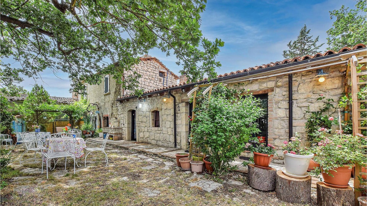 San Giuliano del Sannio House | Beautiful cottage and fantastic view of the countryside.