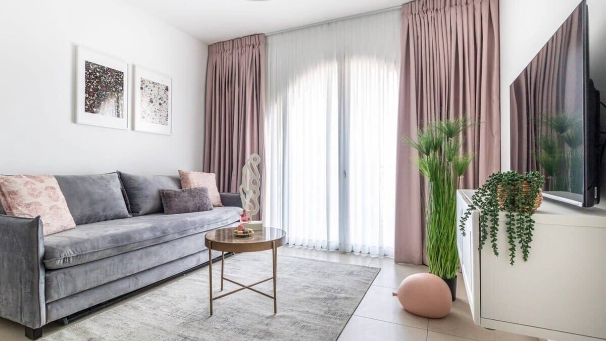 Mea She'arim Apartment | Beautiful Jerusalem Central free parking sukah