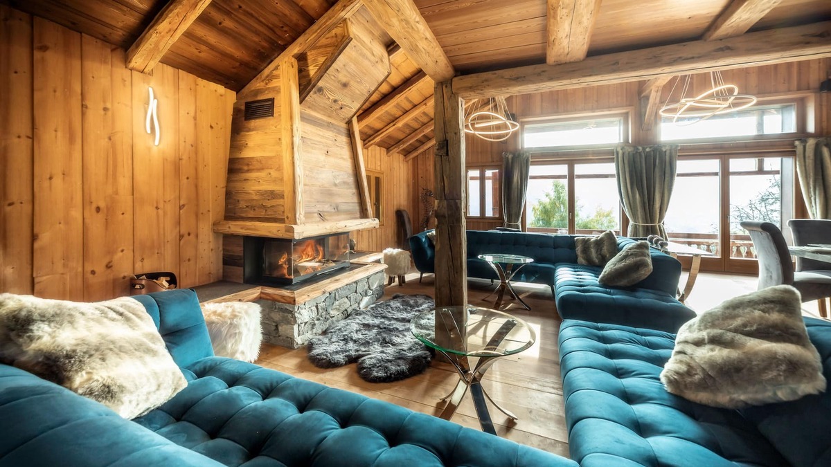 Saint-Jean-dʼAulps Ski Chalet | Beautiful luxury chalet with hot tub and stunning panoramic mountain views