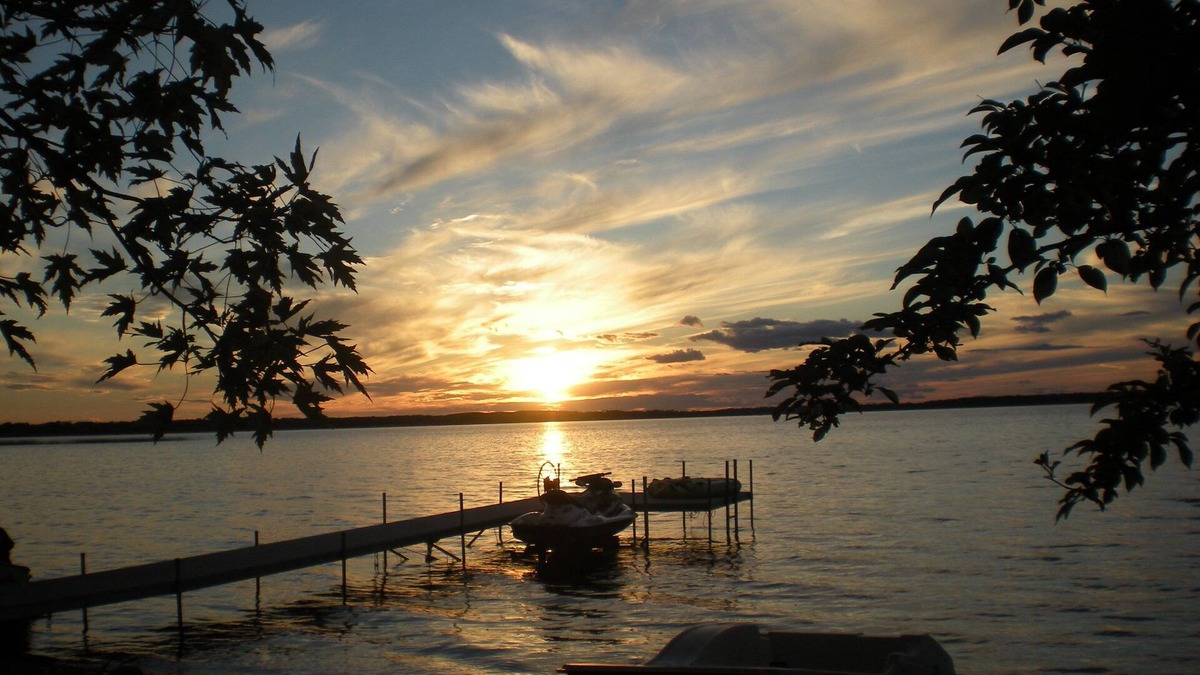 Brainerd Cabin | Beautiful Lake Front Home North of Long Lake, Brainerd!