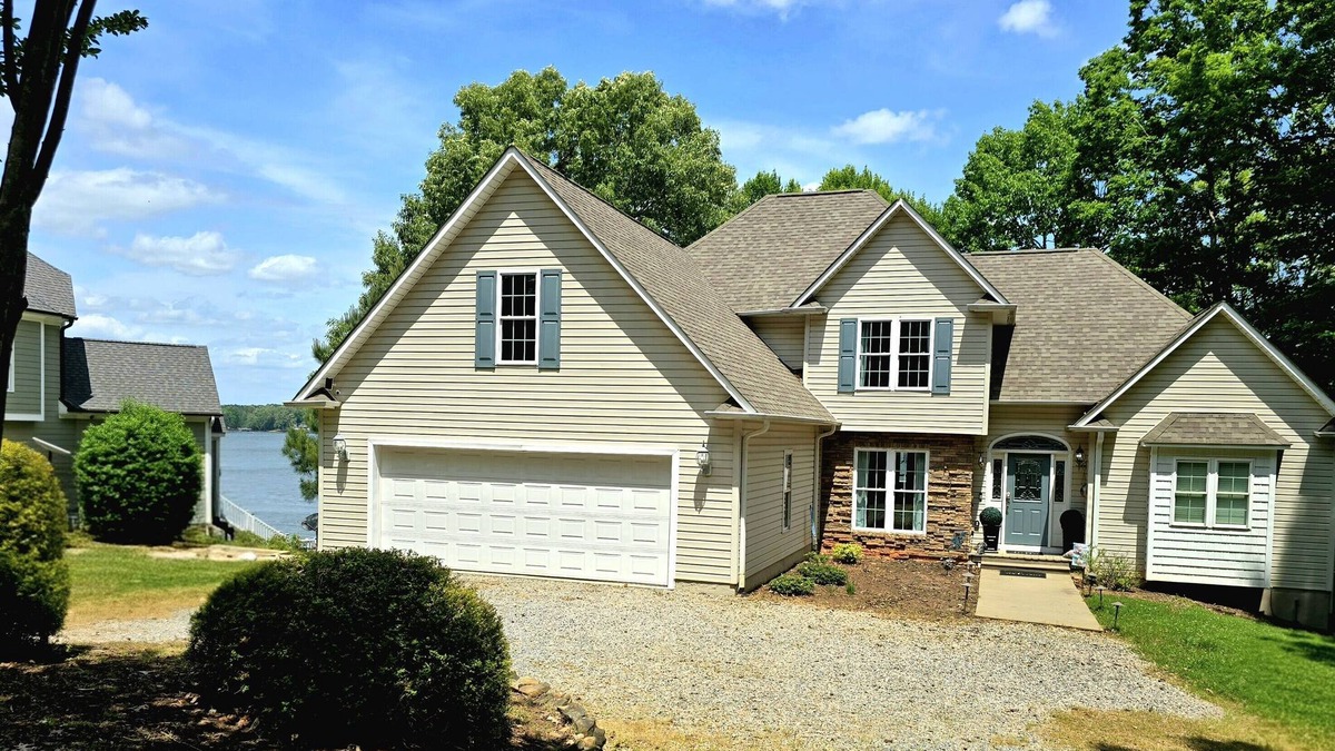 Olde Ferry Estates House | Beautiful Lake Gaston NC. Views to remember for a lifetime!