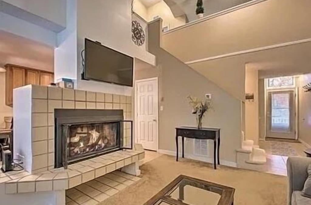 Lake Harmony Apartment | Beautiful Lake Harmony Townhouse at Big Boulder Lake and Ski Area
