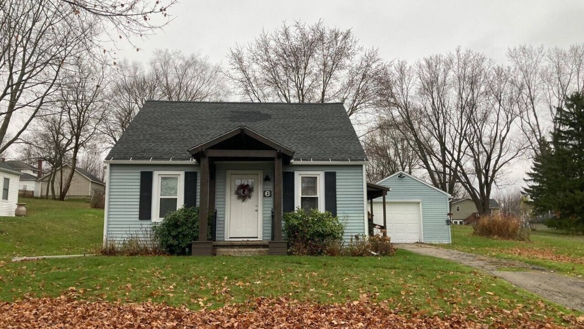 Mayville House | Beautiful lake house two blocks from Lake Chautauqua