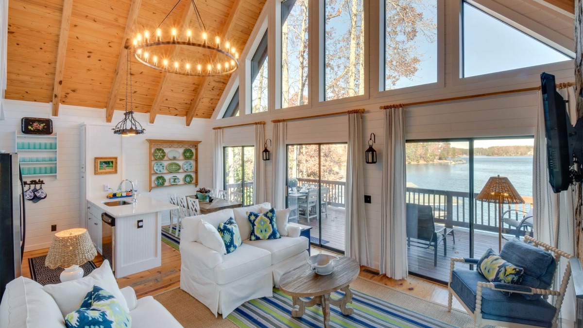 Seneca Cabin | Beautiful Lake Keowee Home w/Boat Dock & Fire Pit