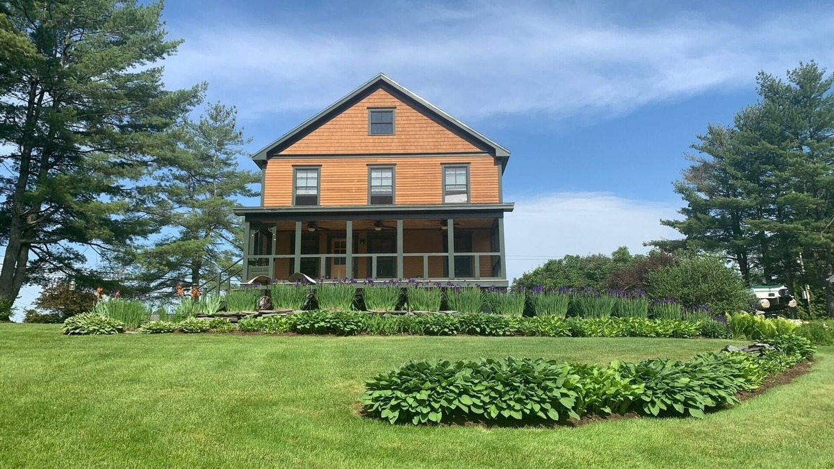 Wells House | Beautiful Lake-side home in Wells, VT