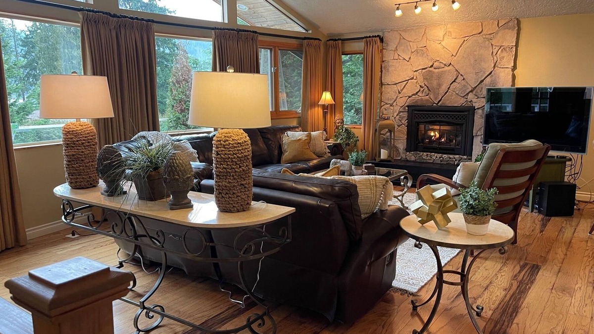 Sudden Valley House | Beautiful Lake Whatcom/Sudden Valley House Rental steps from the water