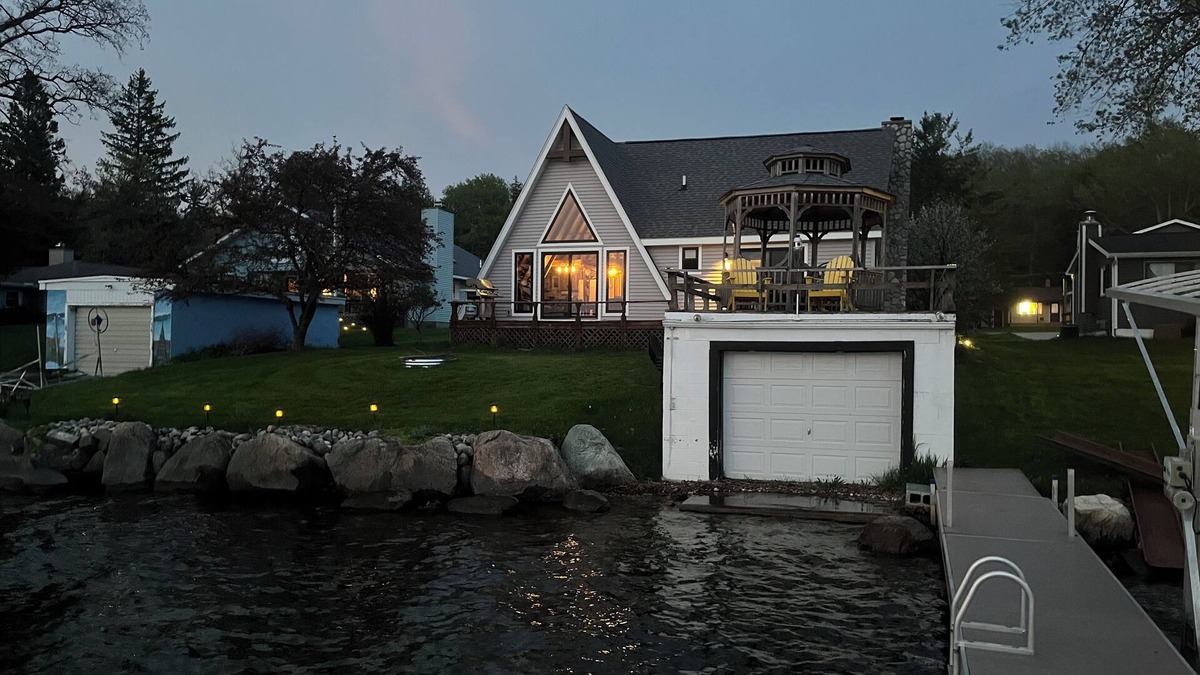 Herron Cottage | Beautiful lakefront home directly on Hubbard Lake, East Shore