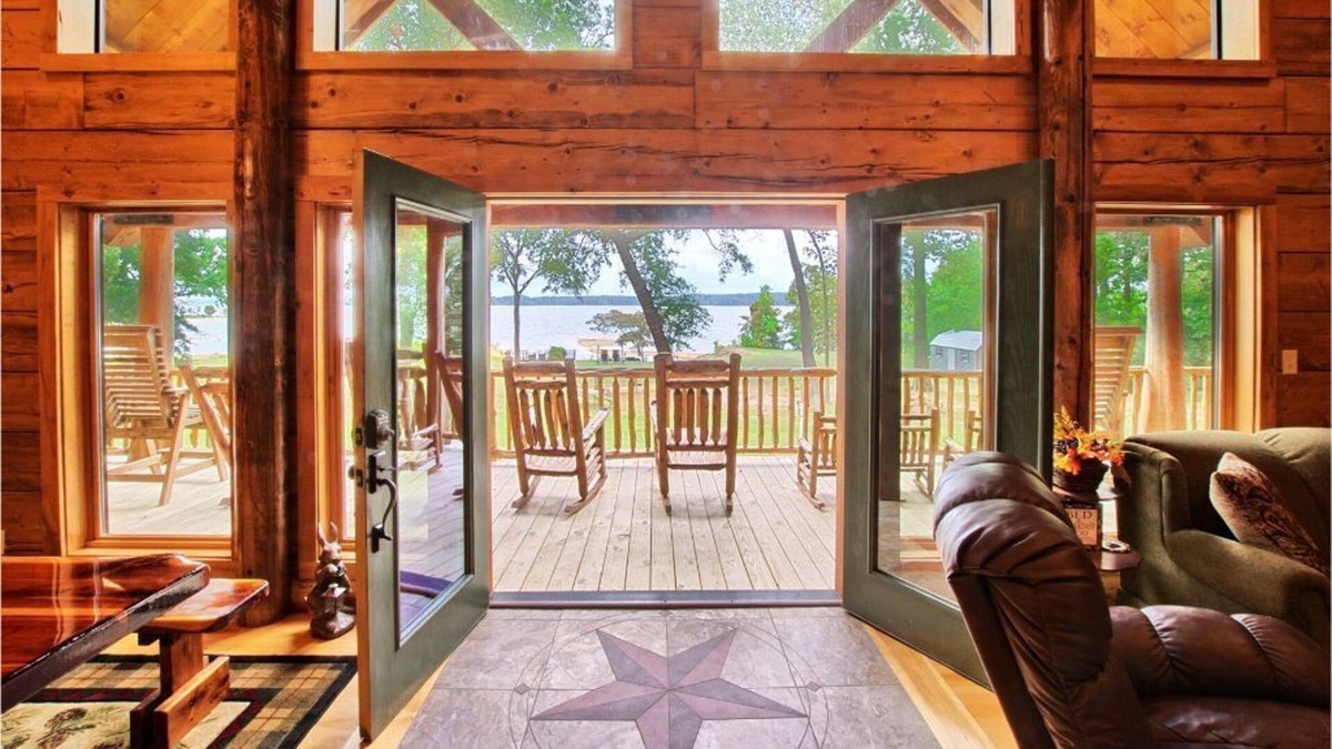 Milam Cabin | Beautiful lakefront log home will take your breath away!!