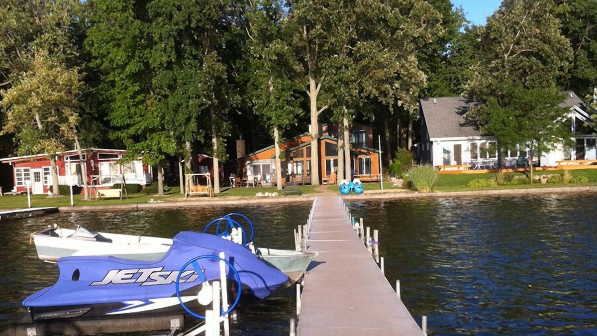 Sister Lakes House | Beautiful Lakefront Luxury!