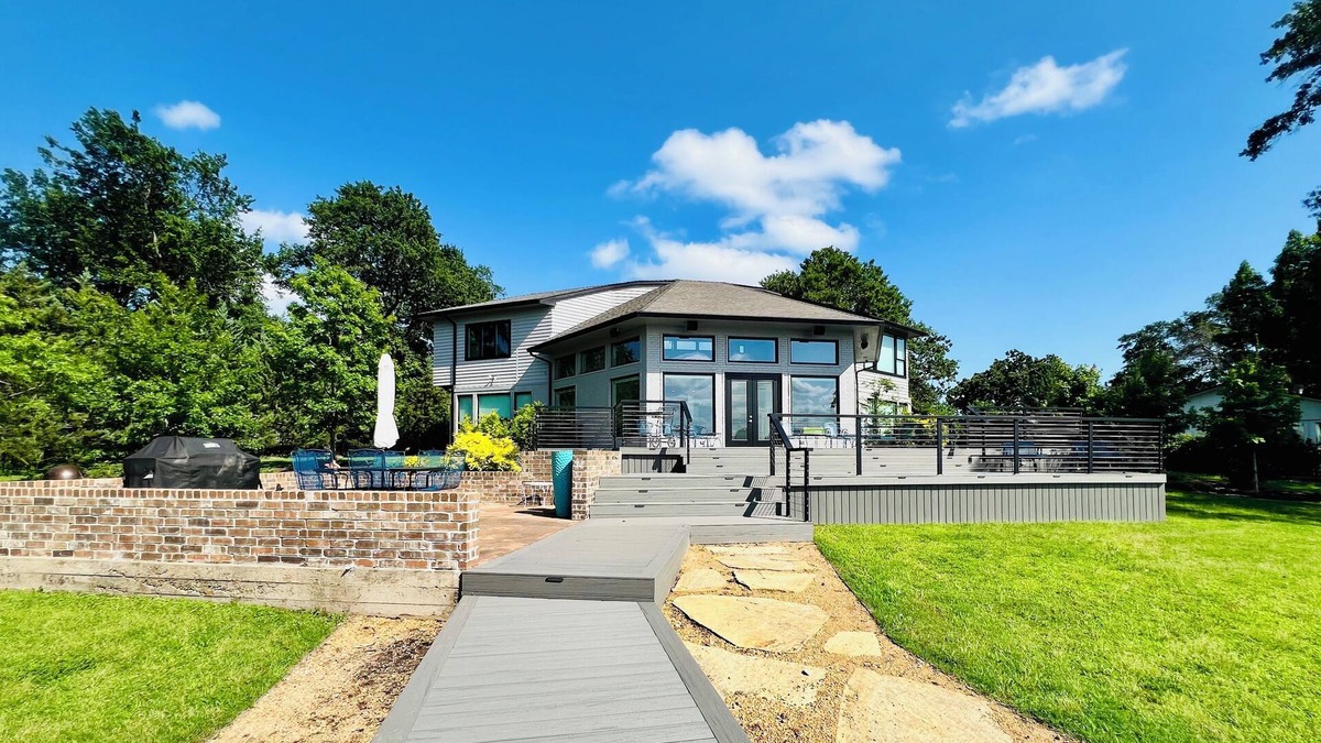 Carolyn Estates House | Beautiful Lakefront Views at Cedar Creek Lake!