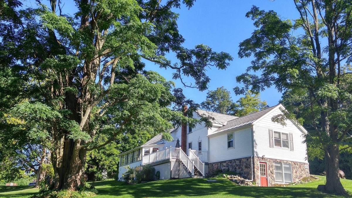 Brandon House | Beautiful Lakeside Farmhouse On Lake Hortonia | Champlain Valley