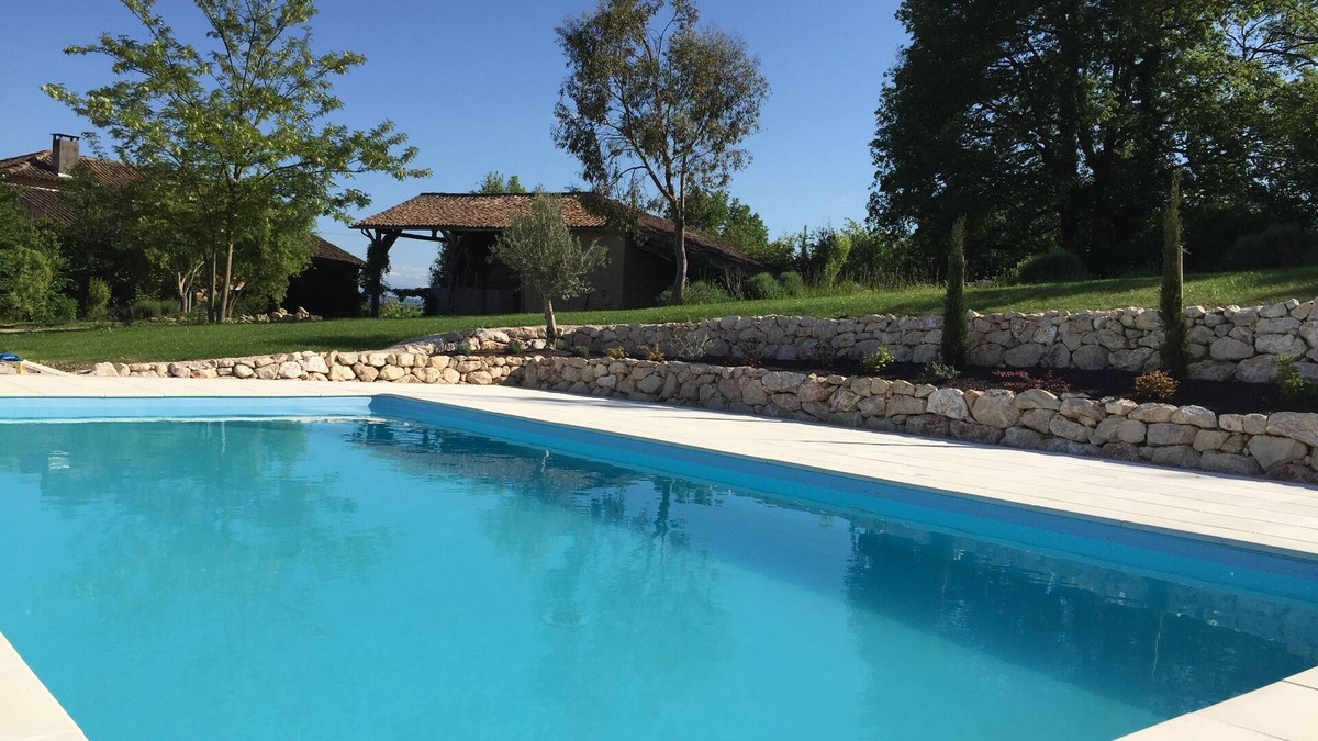 Labastide-Paumes Other | Beautiful large hayloft gite for 2-4, lovely pool, stunning views, Midi-Pyrenees