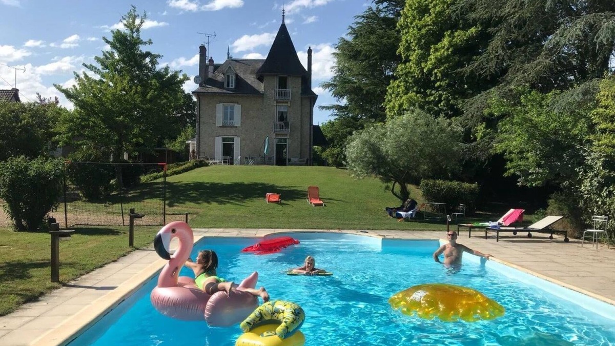 Cellettes Villa | Beautiful large charming house swimming pool 14p near the Castles and Blois