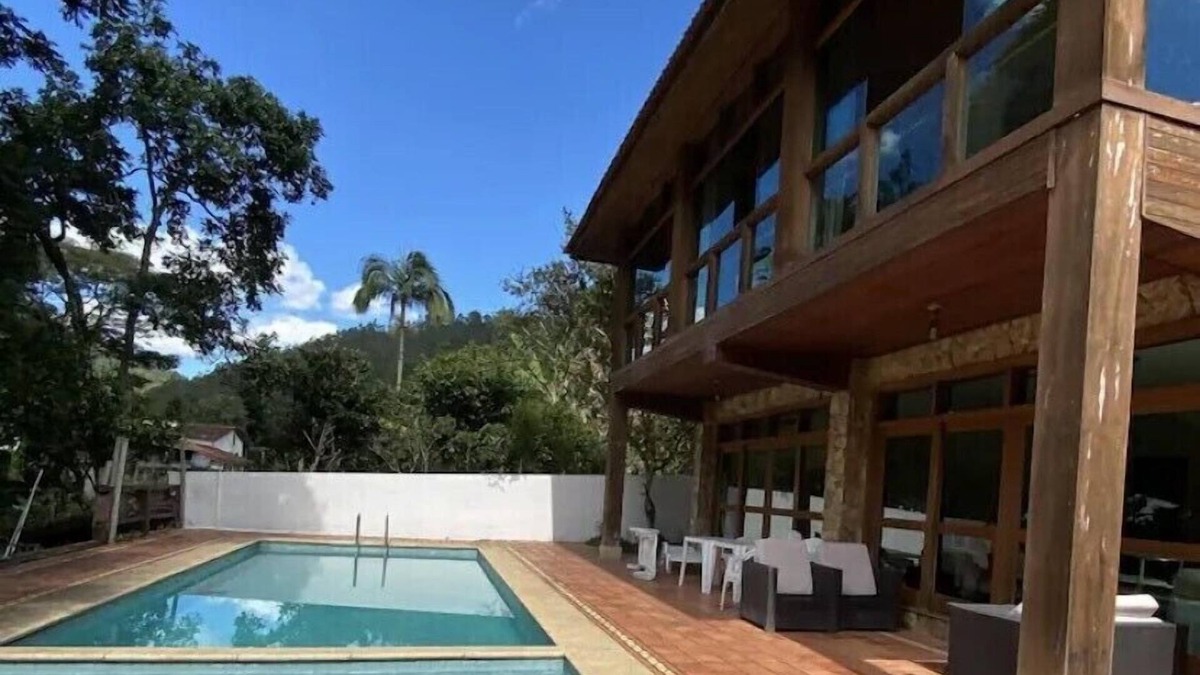 Nova Friburgo Cottage | Beautiful large house, with swimming pool and garden, in the middle of the exuberant nature of the Serra!