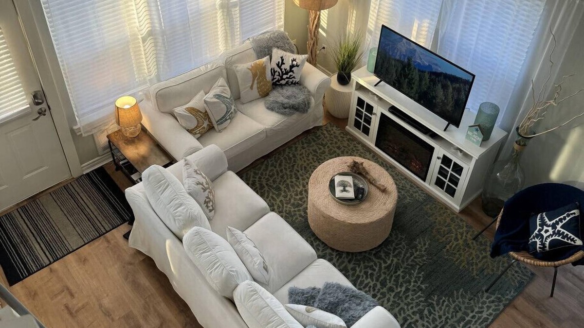 Birch Bay House | Beautiful & Light across from Beach & Sunsets