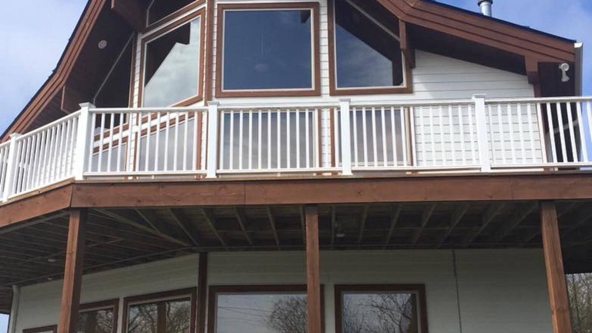 Cape Charles House | Beautiful Lindal Cedar Home Near Beach! Private Pool!