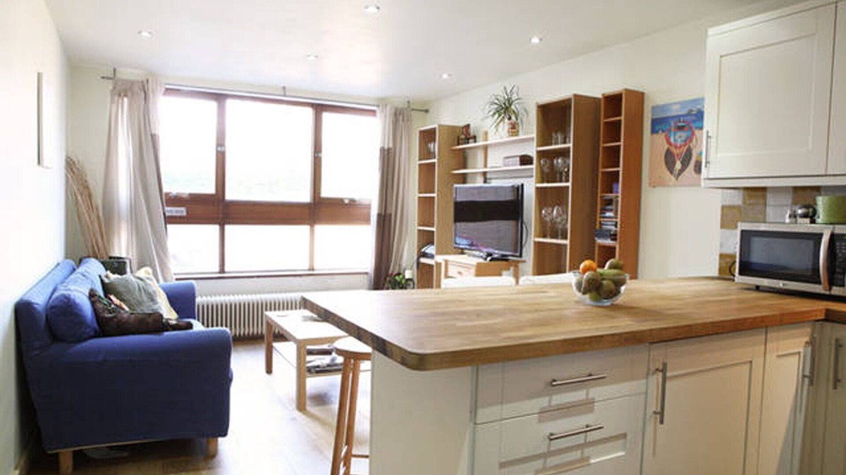 Cantelowes Apartment | Beautiful little flat in Camden close to tourist attractions & public transport